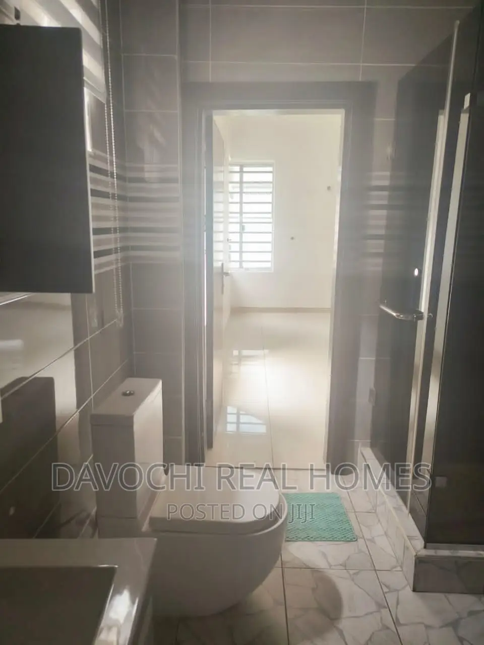 5bdrm Duplex in Osapa London Estate, Lekki for rent