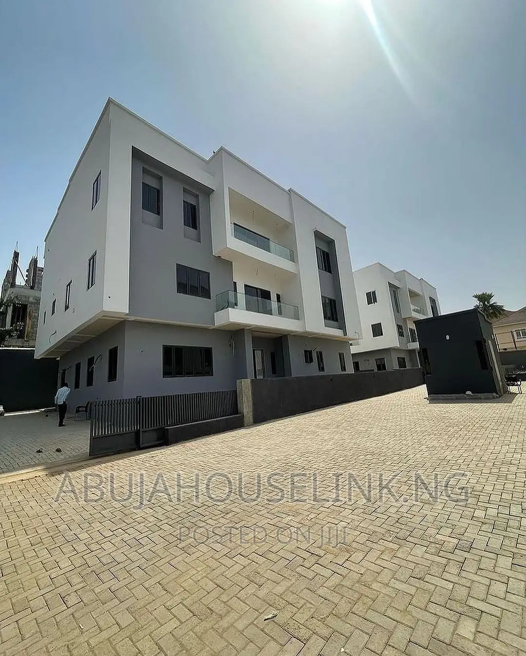 7bdrm Duplex in Asokoro Main Abuja for sale