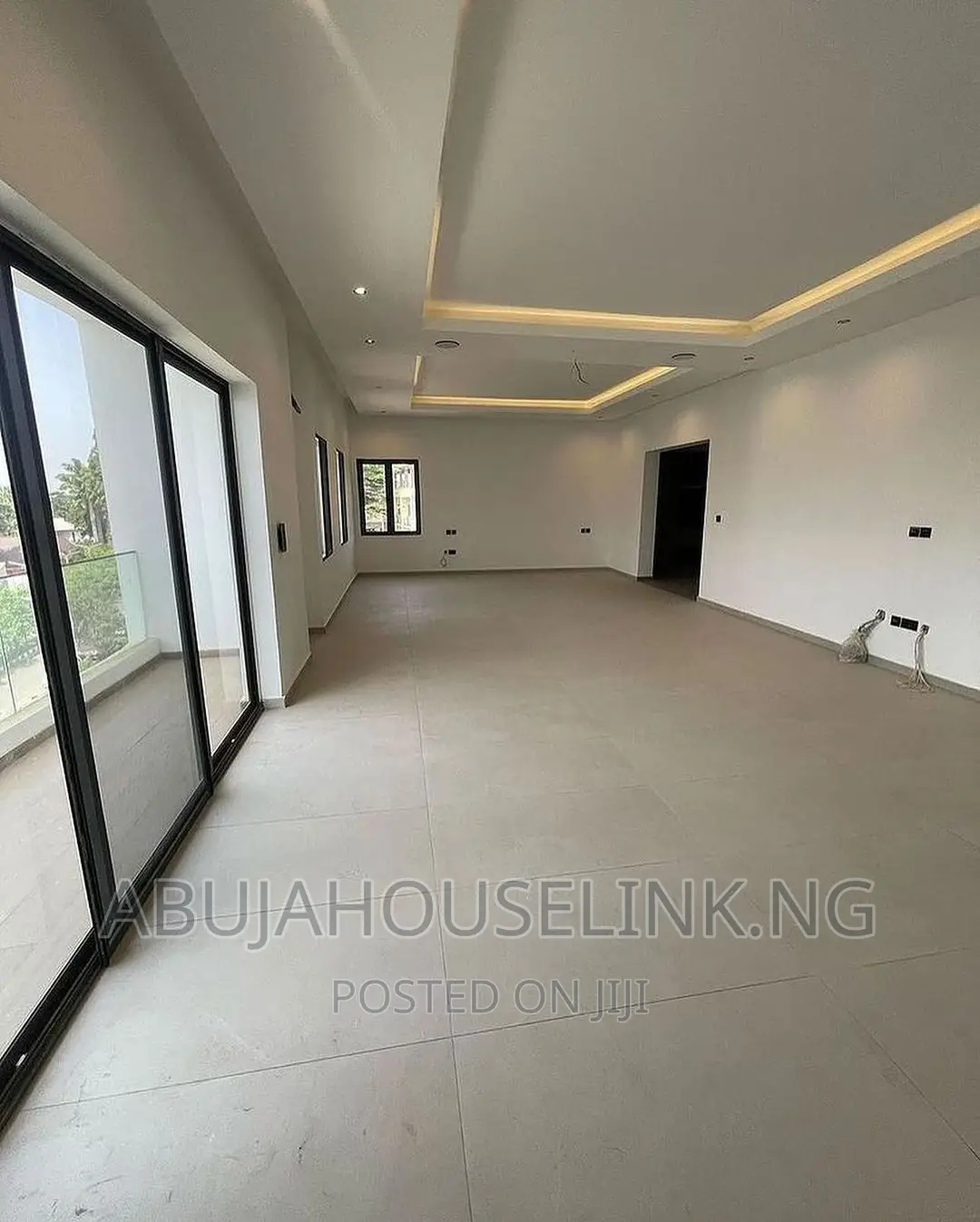 7bdrm Duplex in Asokoro Main Abuja for sale