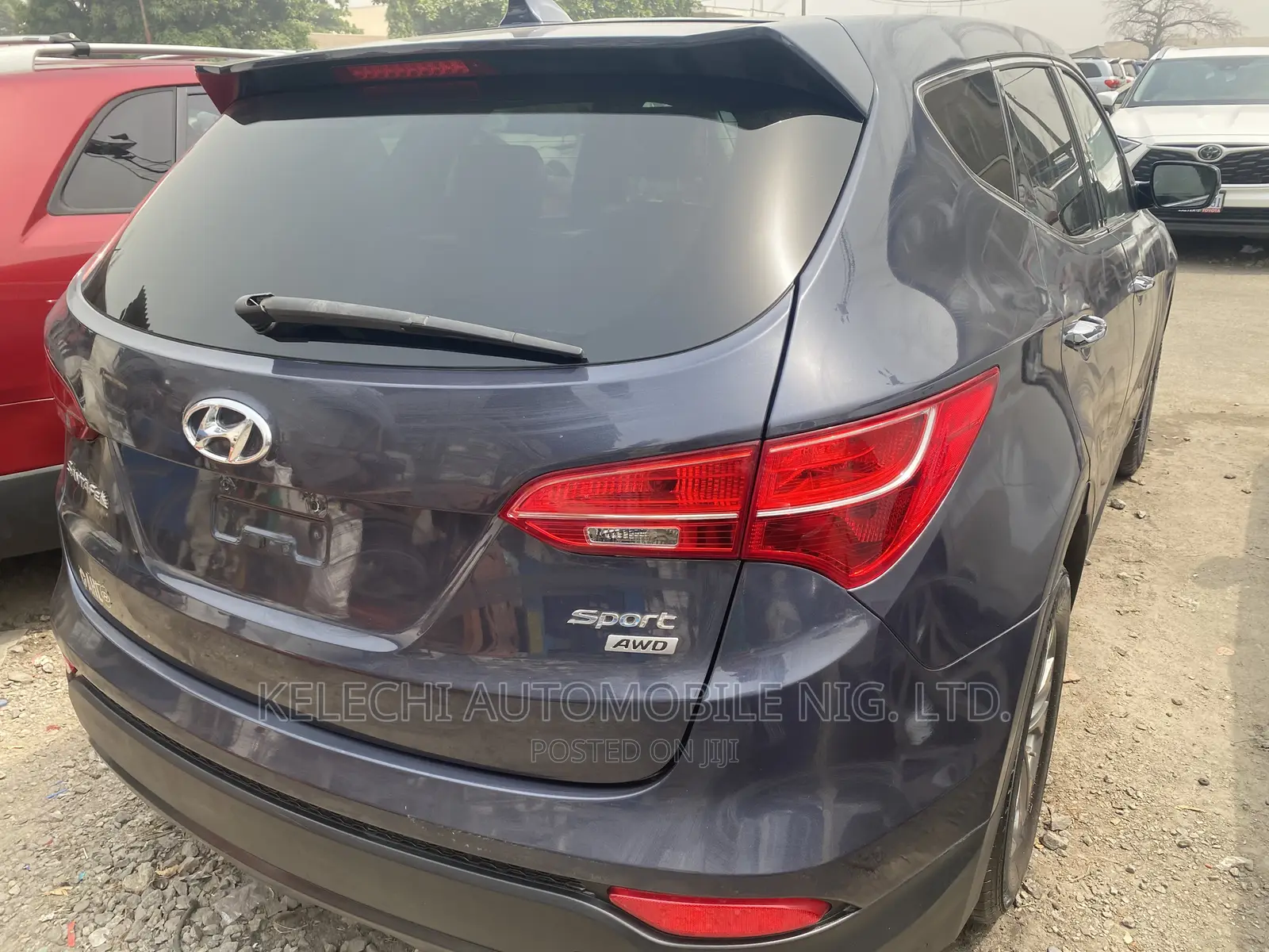 Hyundai Santa Fe SE 2012 Blue