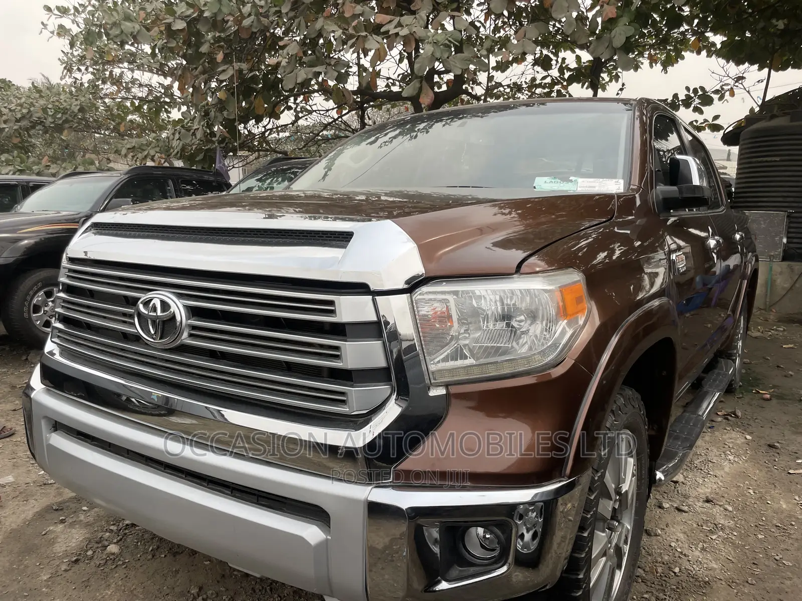 Toyota Tundra 2018 Brown