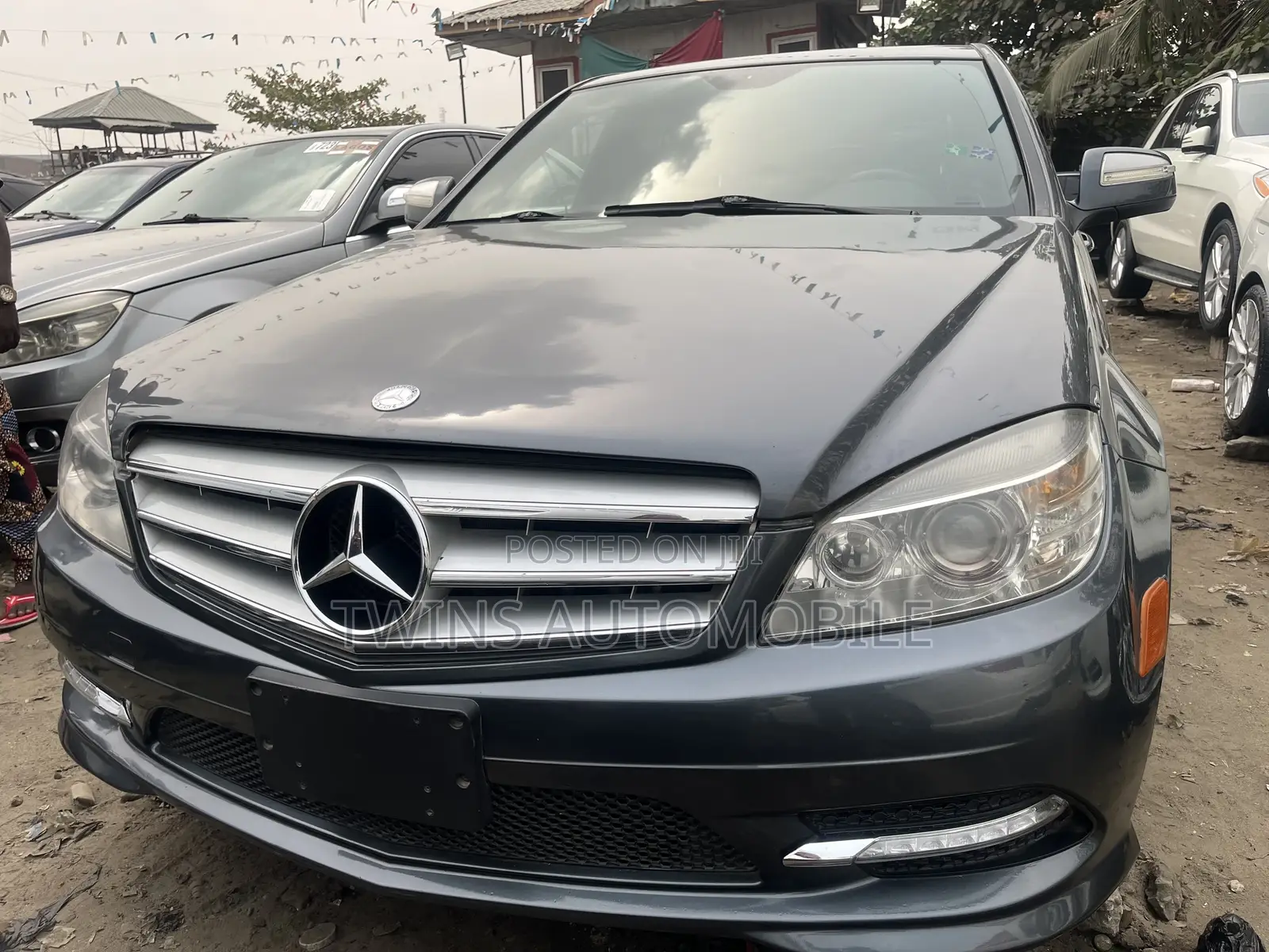Mercedes-Benz C300 2010 Gray