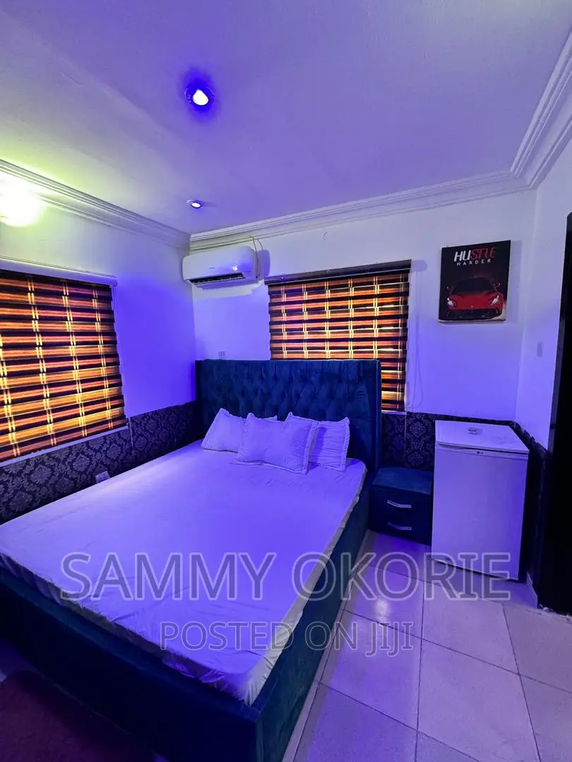 Self Contained Room in Sunnyvale Estate