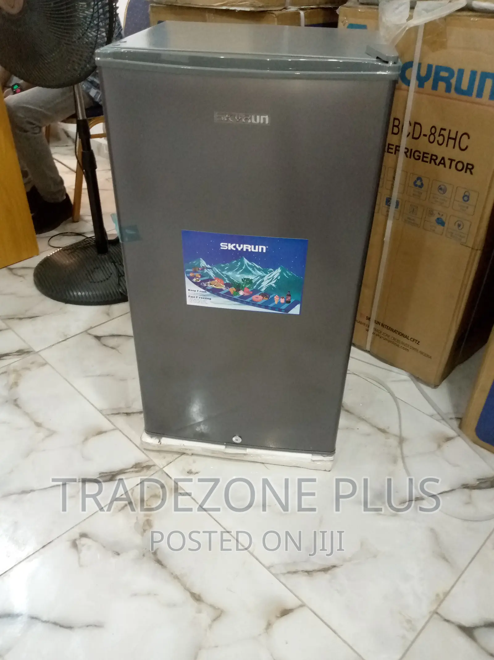 Skyrun Fast COOLING BCD-90J Single Door 80litre Fridge
