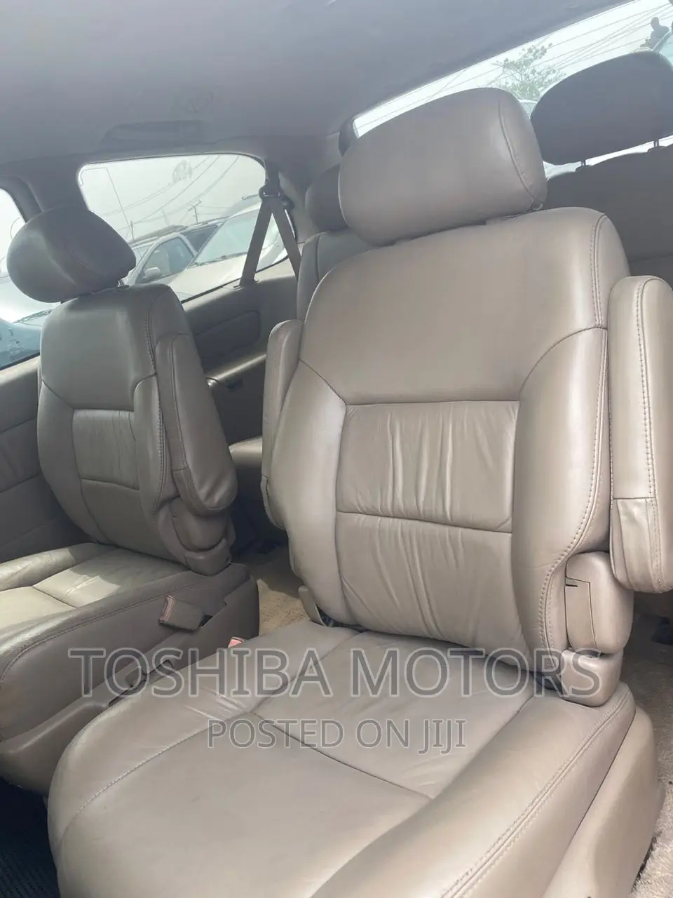 Toyota Sienna XLE FWD (3.3L V6 5A) 2004 Gray