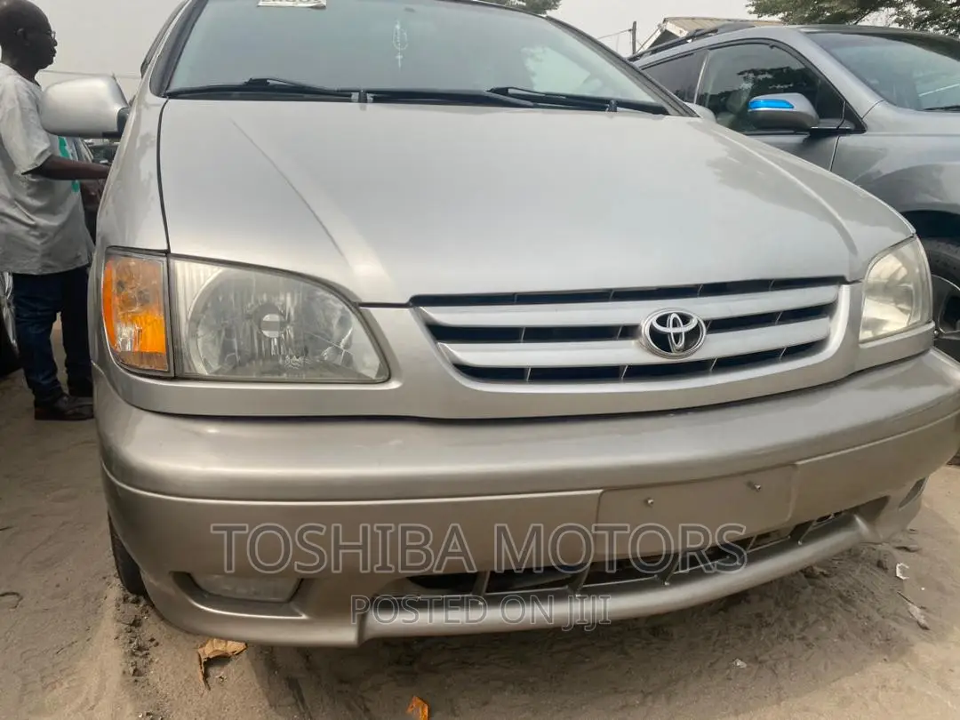 Toyota Sienna XLE 2003 Silver