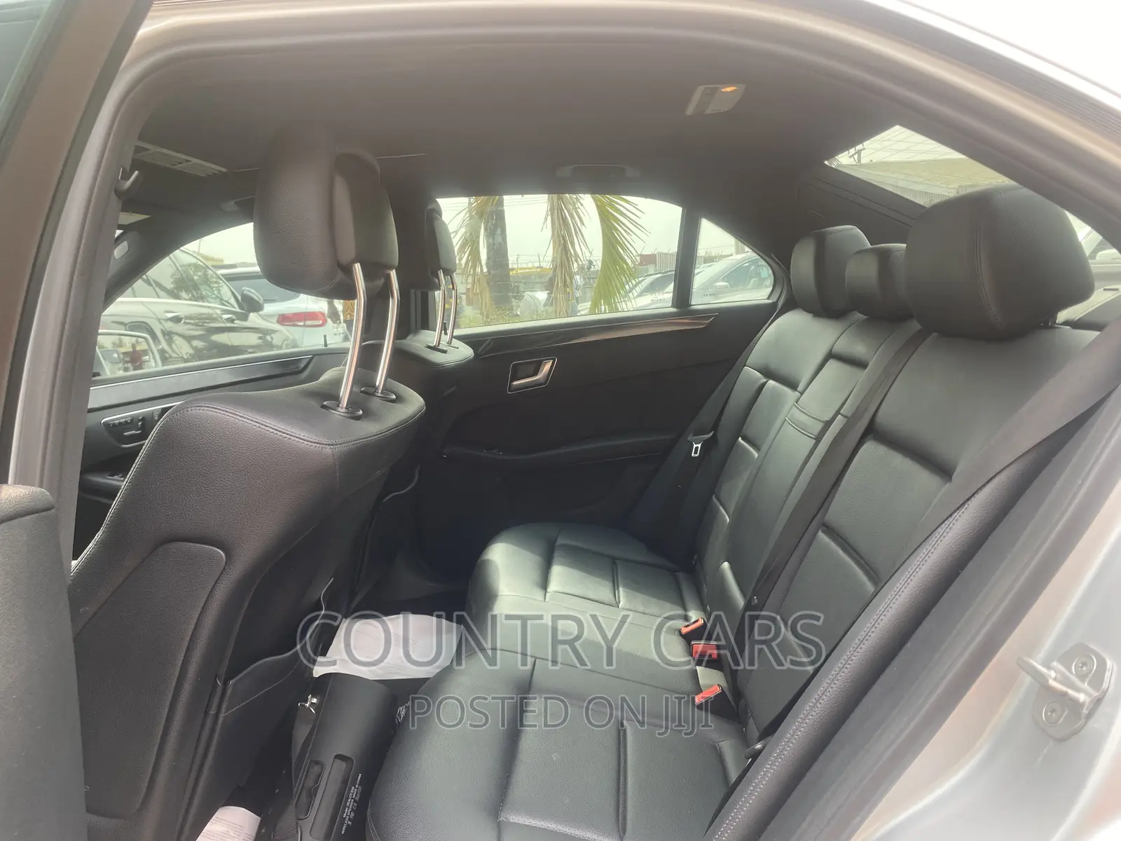 Mercedes-Benz E350 Base 4Matic Sedan AWD (3.5L 6cyl 7A) 2013 Silver