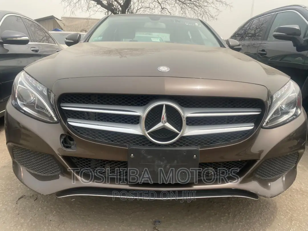 Mercedes-Benz C300 2015 Gray