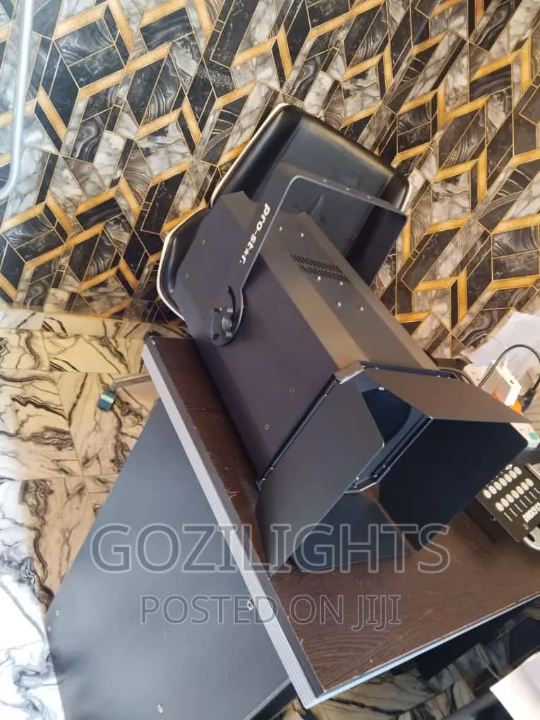 LED Fresnel Light 200w White and Warm White