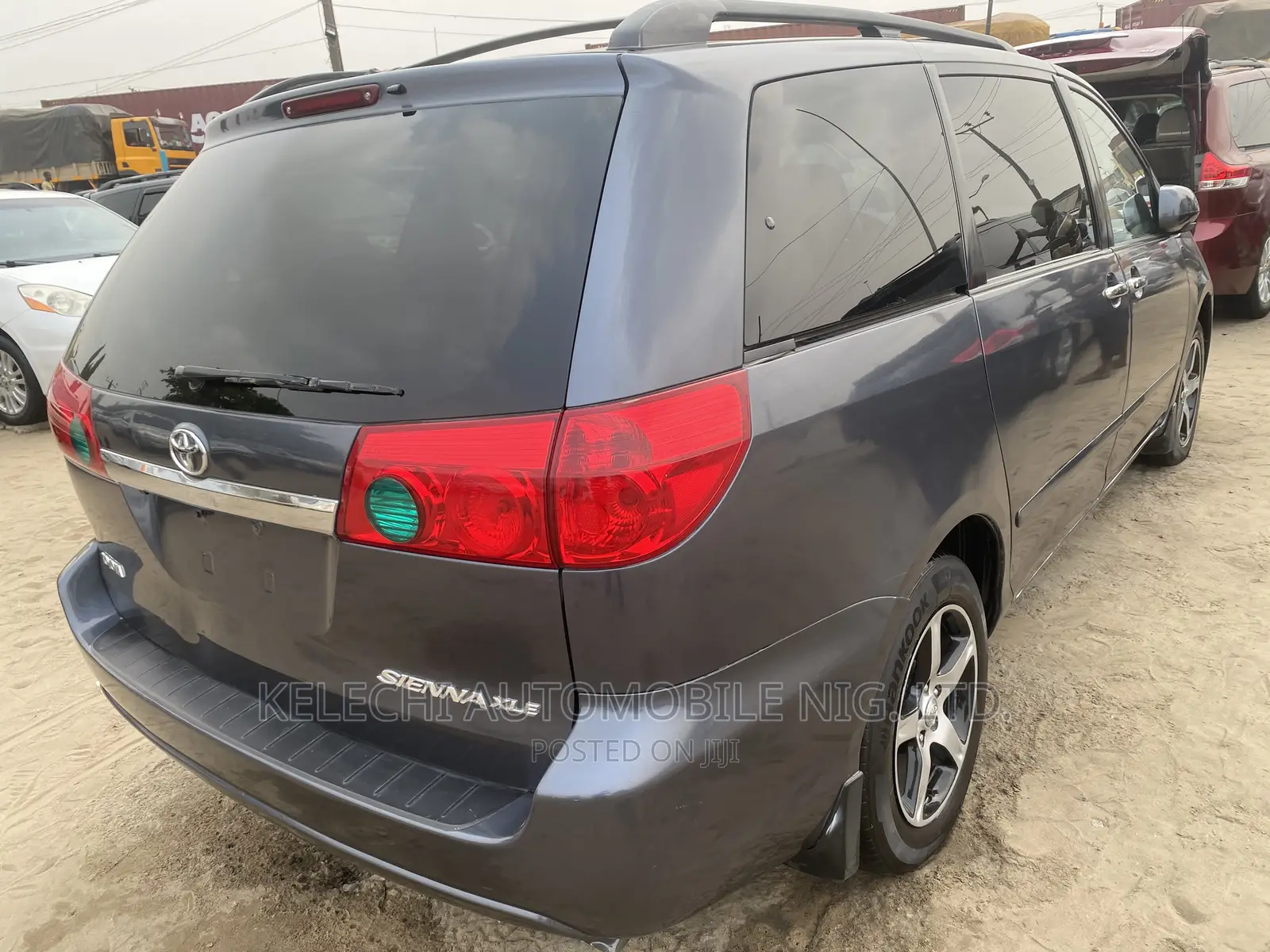 Toyota Sienna XLE AWD 2006 Gray