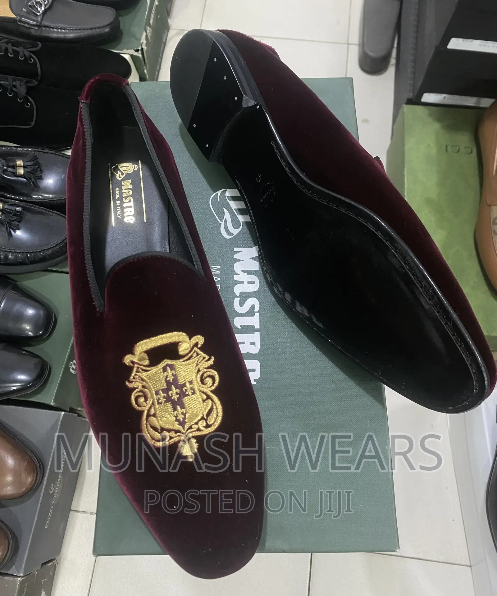 Italian Velvet Giovanni Conti Original Shoe