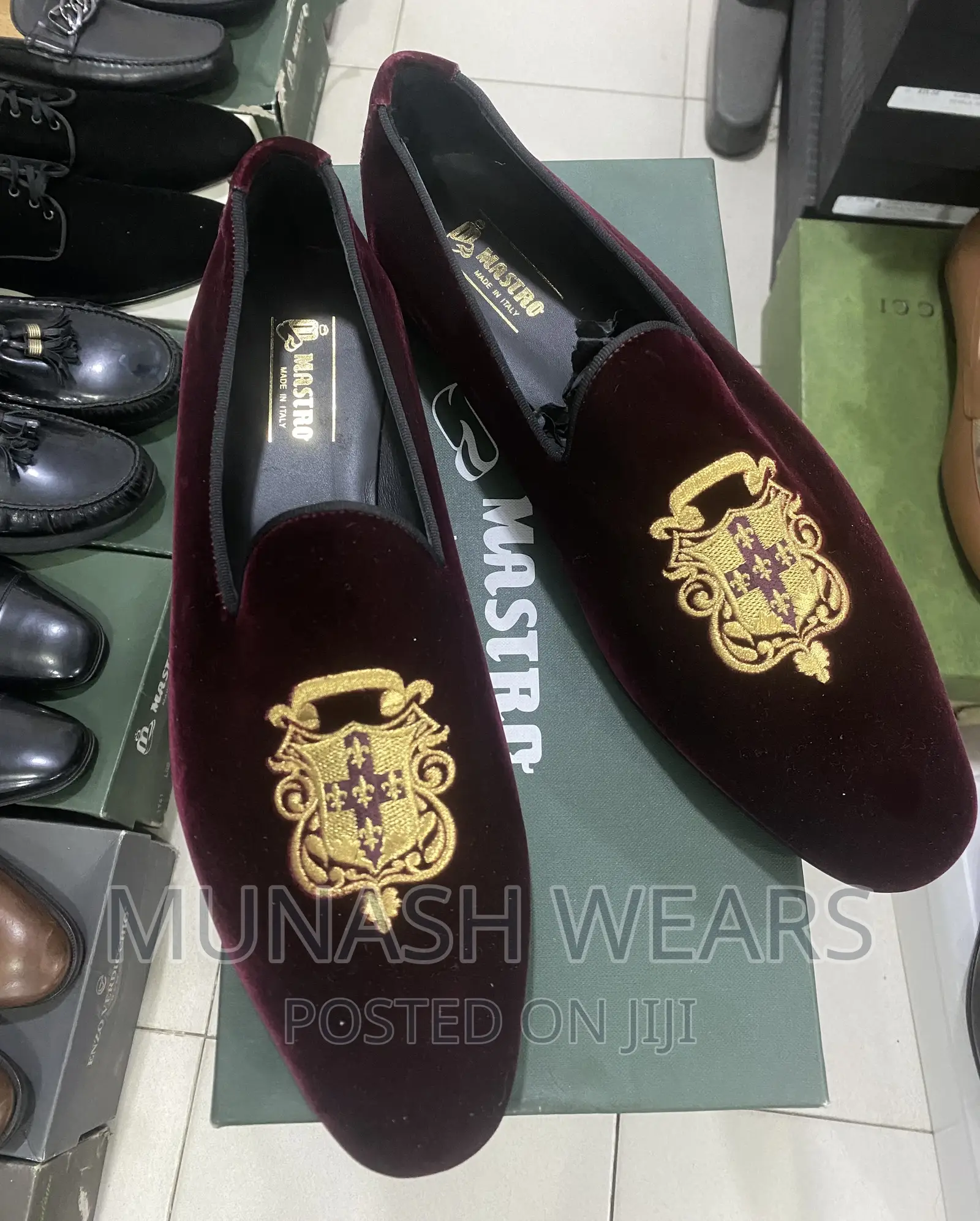 Italian Velvet Giovanni Conti Original Shoe