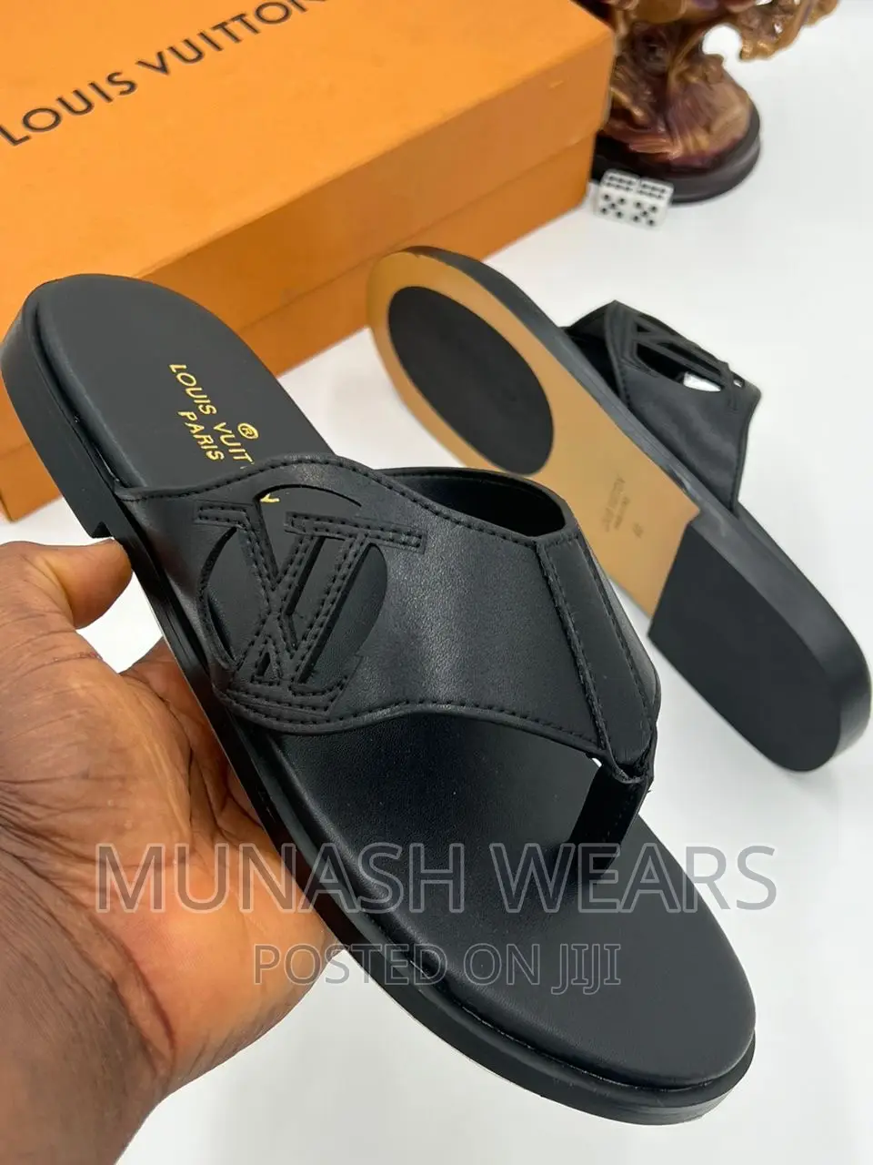 Luxury Louis Vuitton Slipers