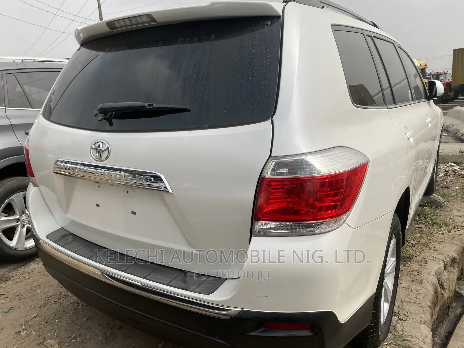 Toyota Highlander Limited 3.5L 2WD 2013 White