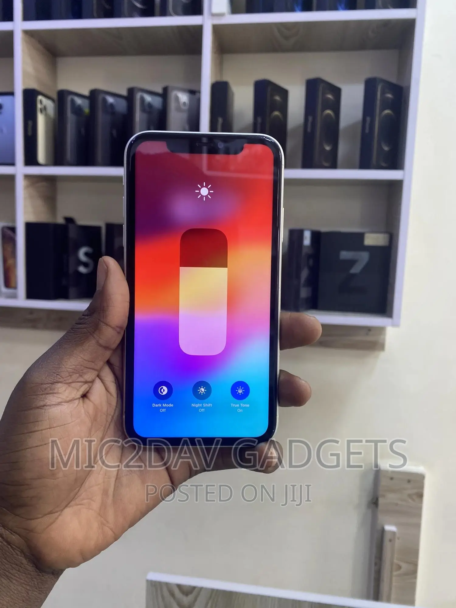 Apple iPhone 11 64 GB White
