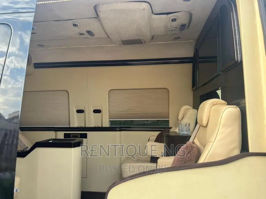 Mercedes Sprinter Bus For Hire