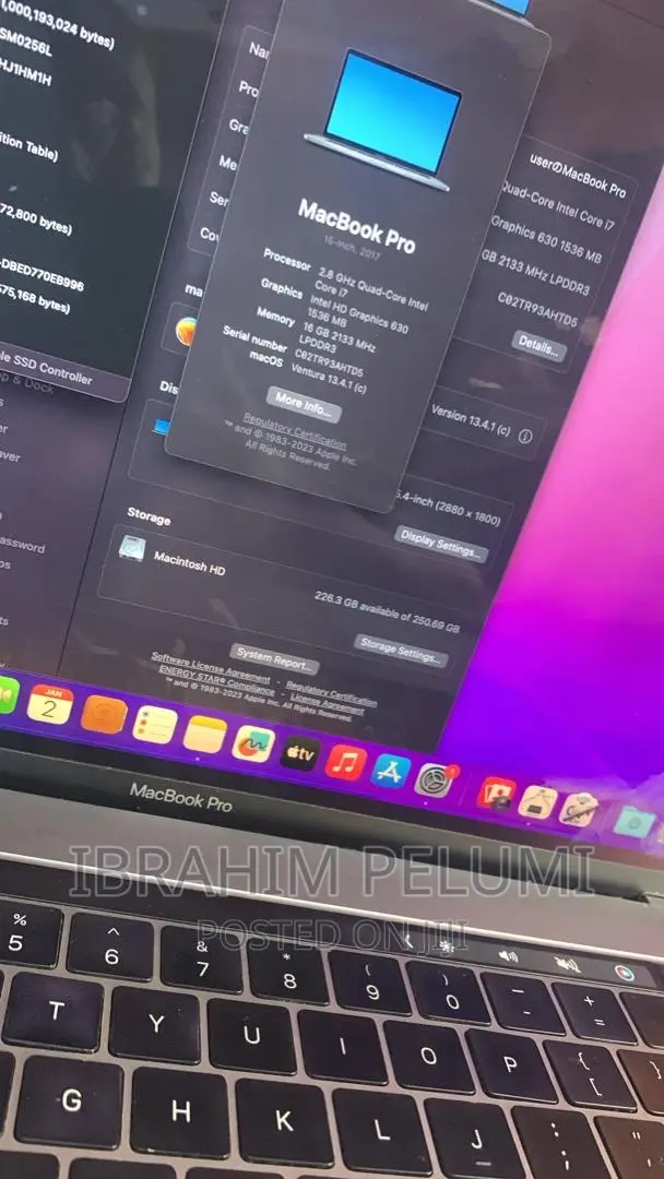 Laptop Apple MacBook Pro 2017 16GB Intel Core I7 SSD 256GB