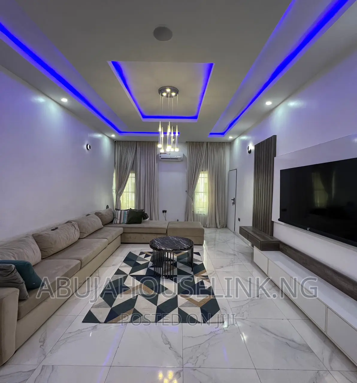 Furnished 5bdrm Duplex in Guzape Main Abuja for sale
