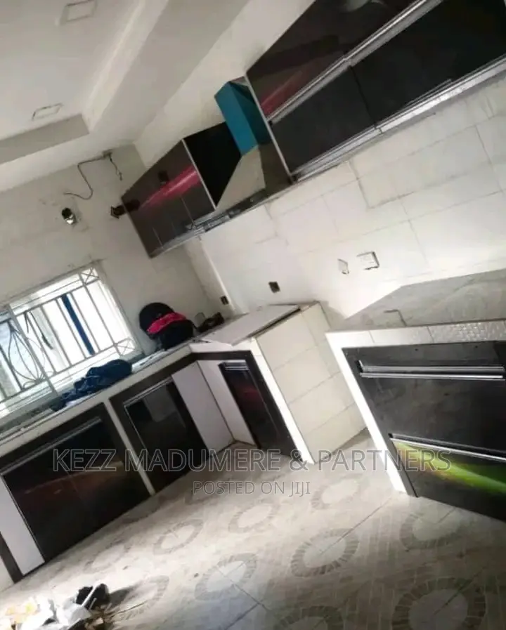 4bdrm Duplex in Dr Peter Odili, Port for sale