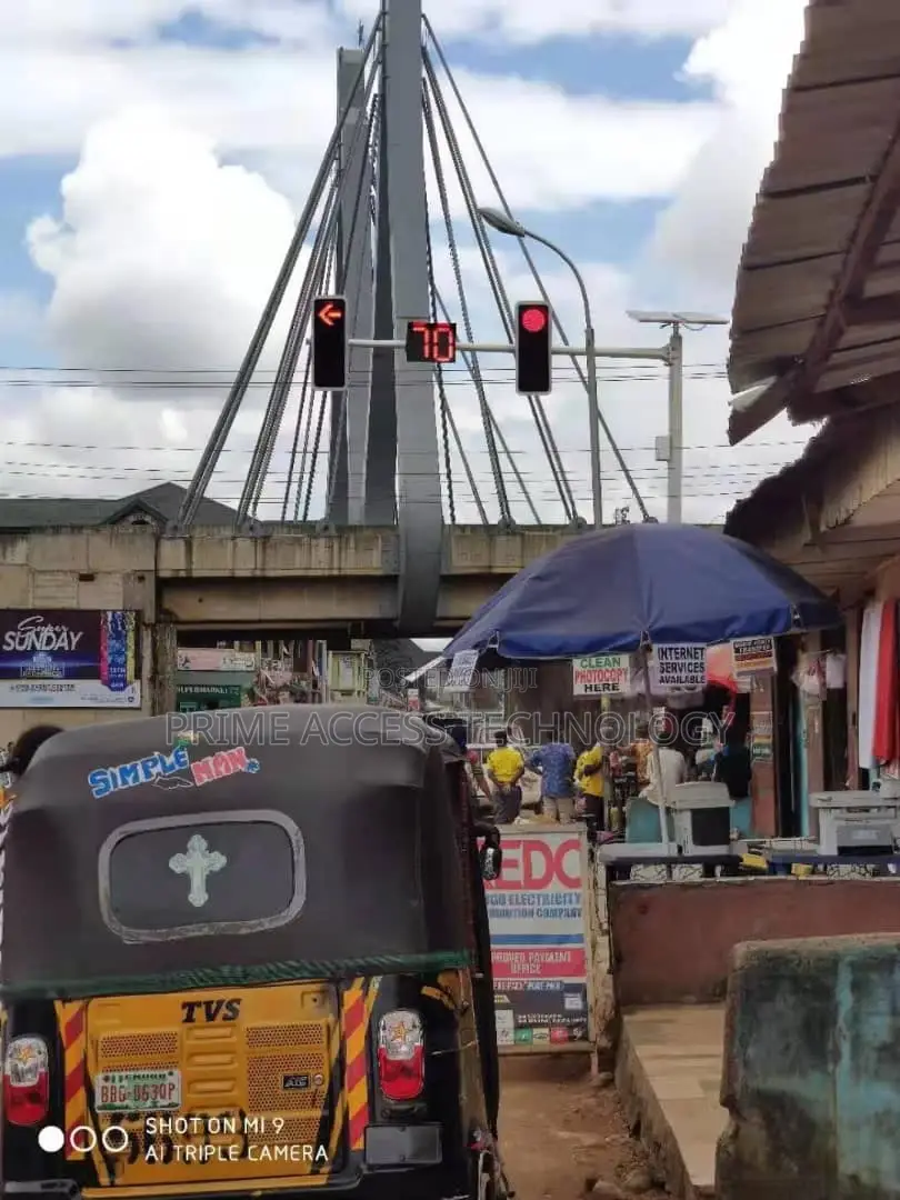 Solar Traffic Lights