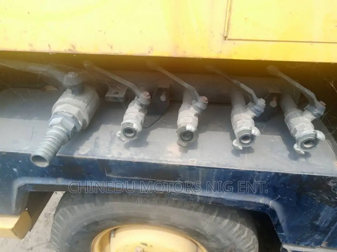 Atlas Copco Air Compressor XAHS 175