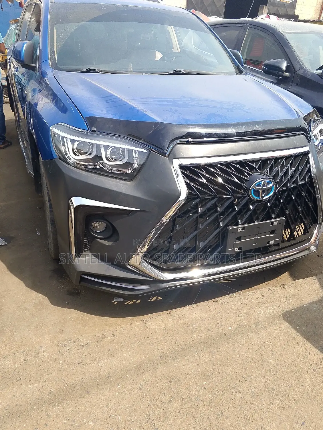Toyota Highlander 2008 Converted to VIP Model