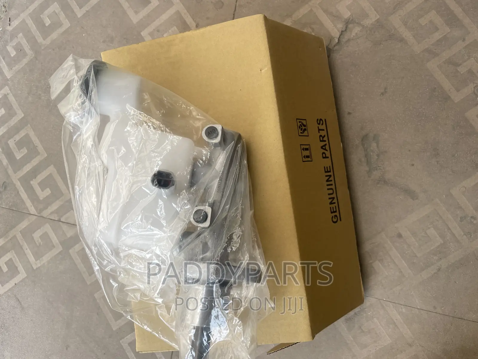 Toyota Hilux Brake Master Cylinder (Aisin) Japan