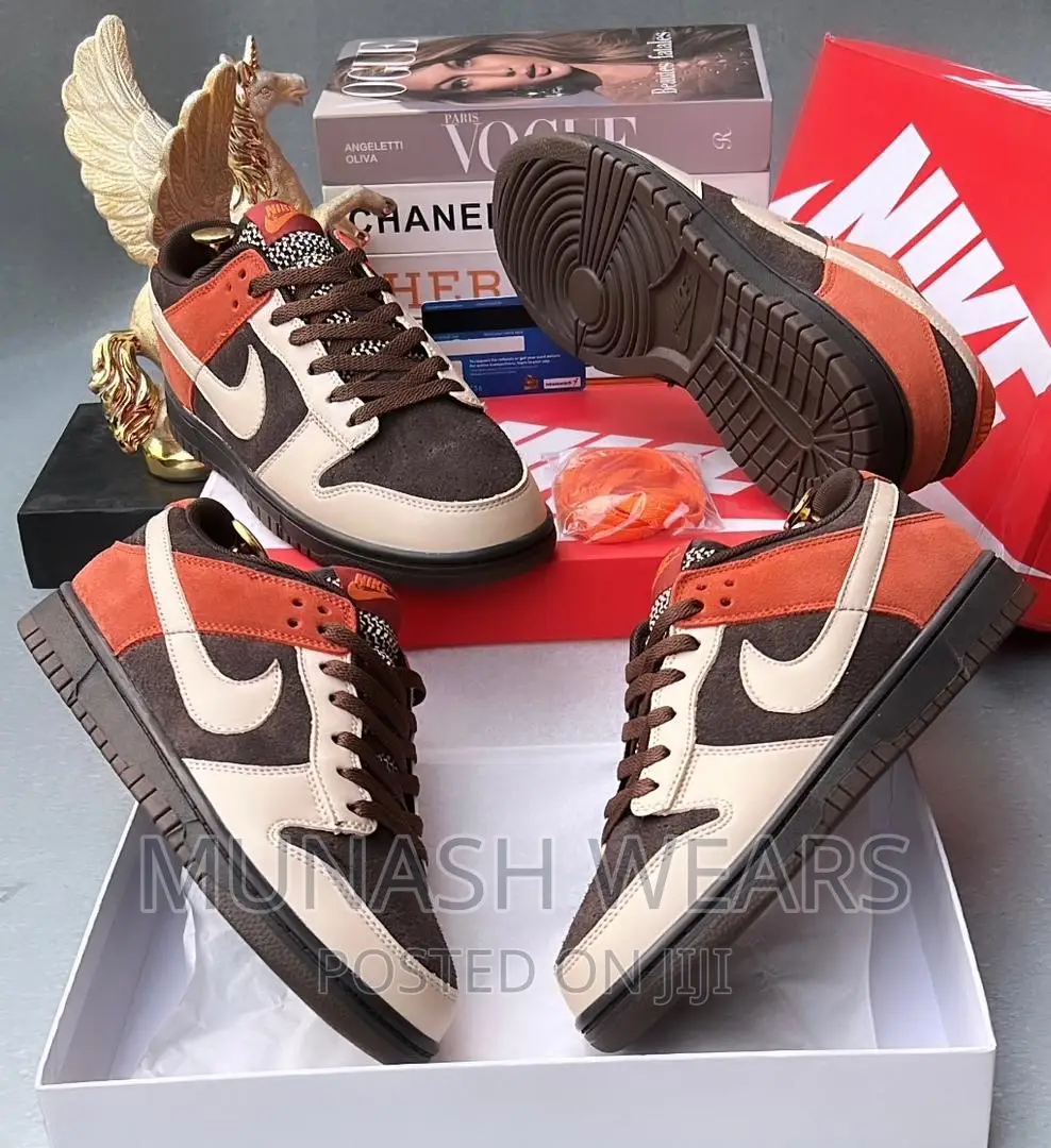 Nike Sneakers