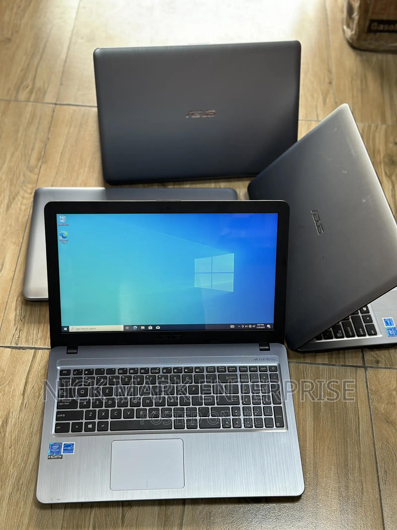 Laptop Asus VivoBook X540SA 4GB Intel Pentium HDD 500GB