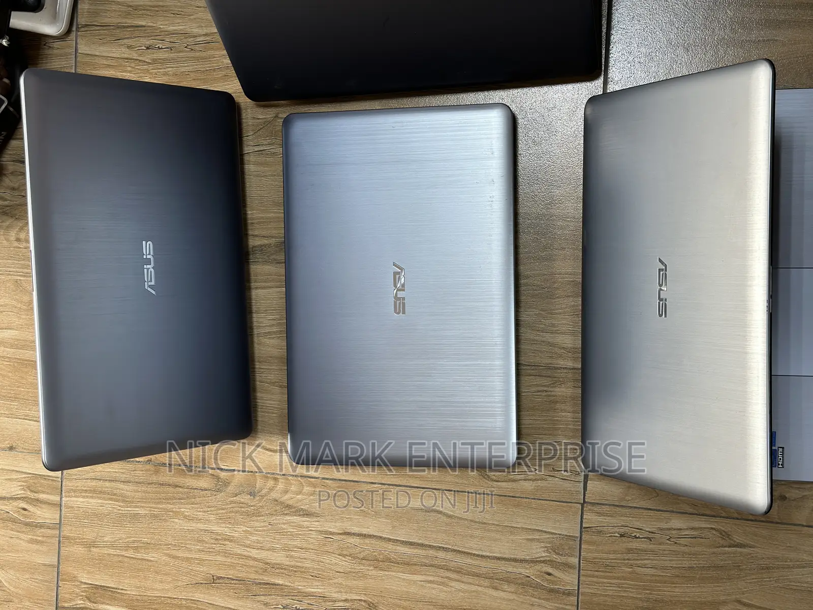 Laptop Asus VivoBook X540SA 4GB Intel Pentium HDD 500GB
