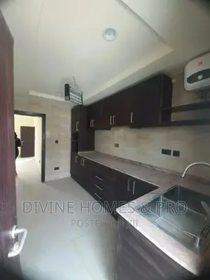 3bdrm Block of Flats in Life Camp for rent