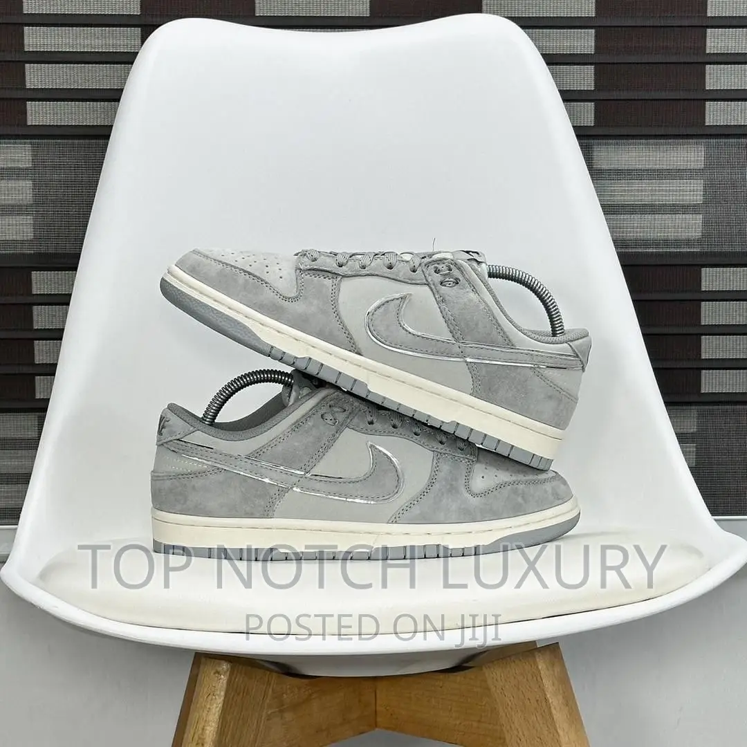 *Otomo Katsuhiro X Nike Dunk Low “Steam-Boy Ost Silver Grey