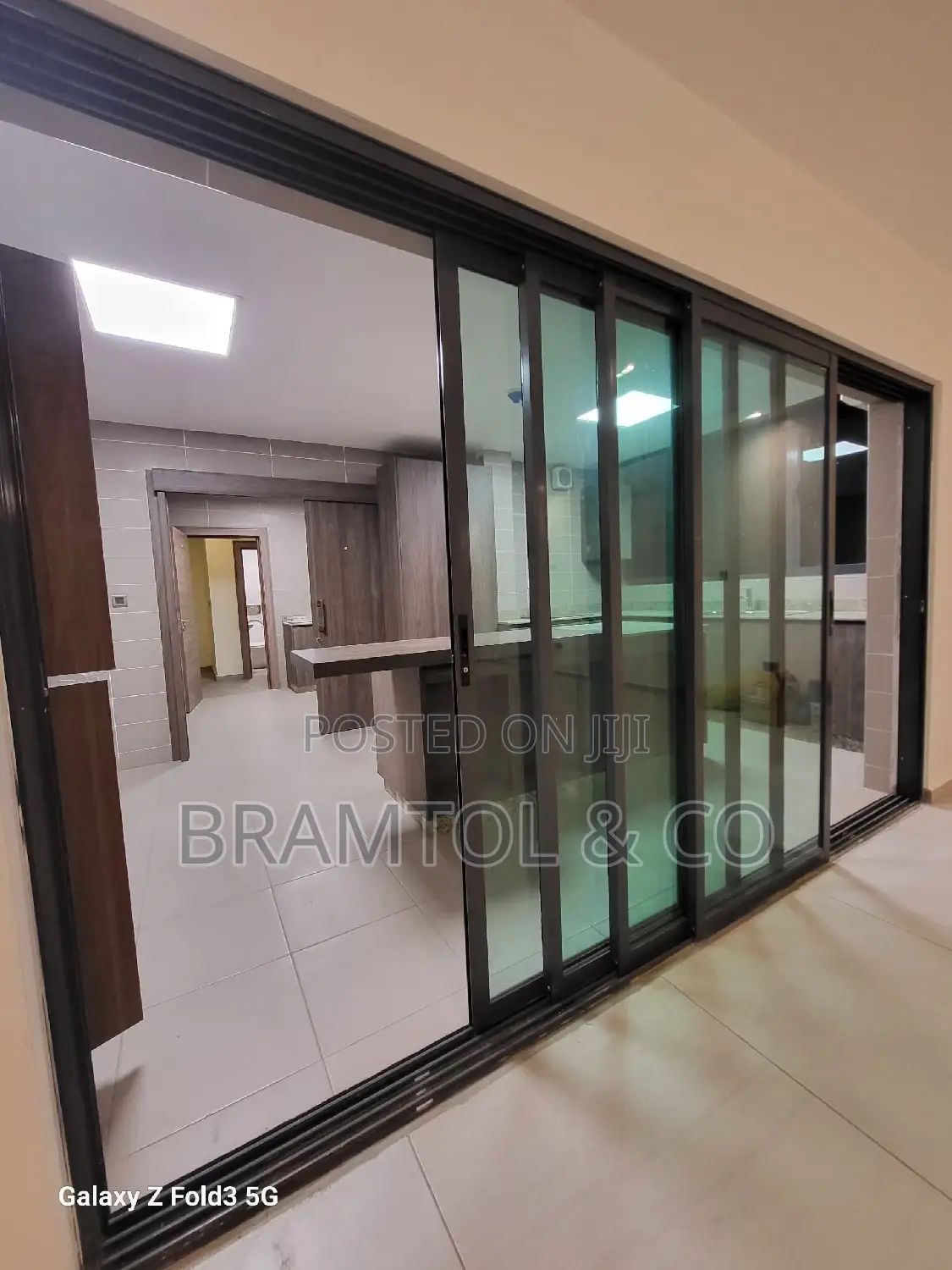2bdrm Block of Flats in Wuse 2 for rent
