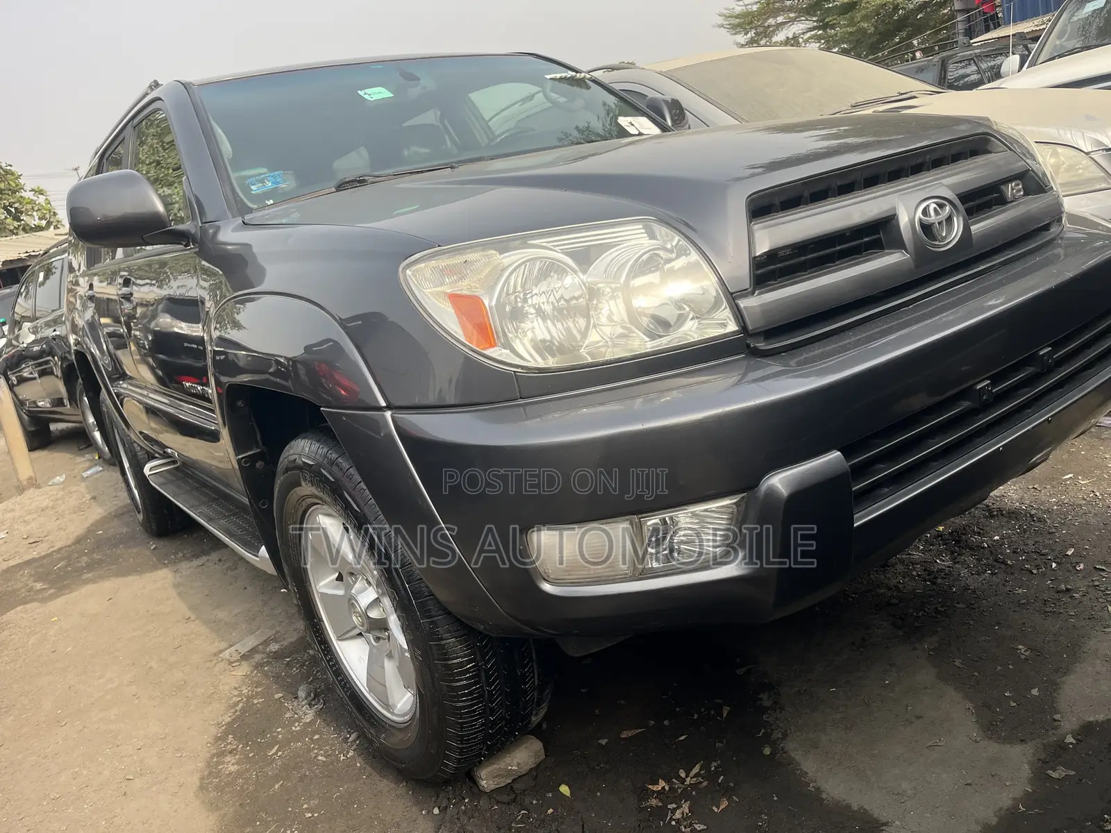 Toyota 4-Runner Limited V8 4x4 2005 Gray