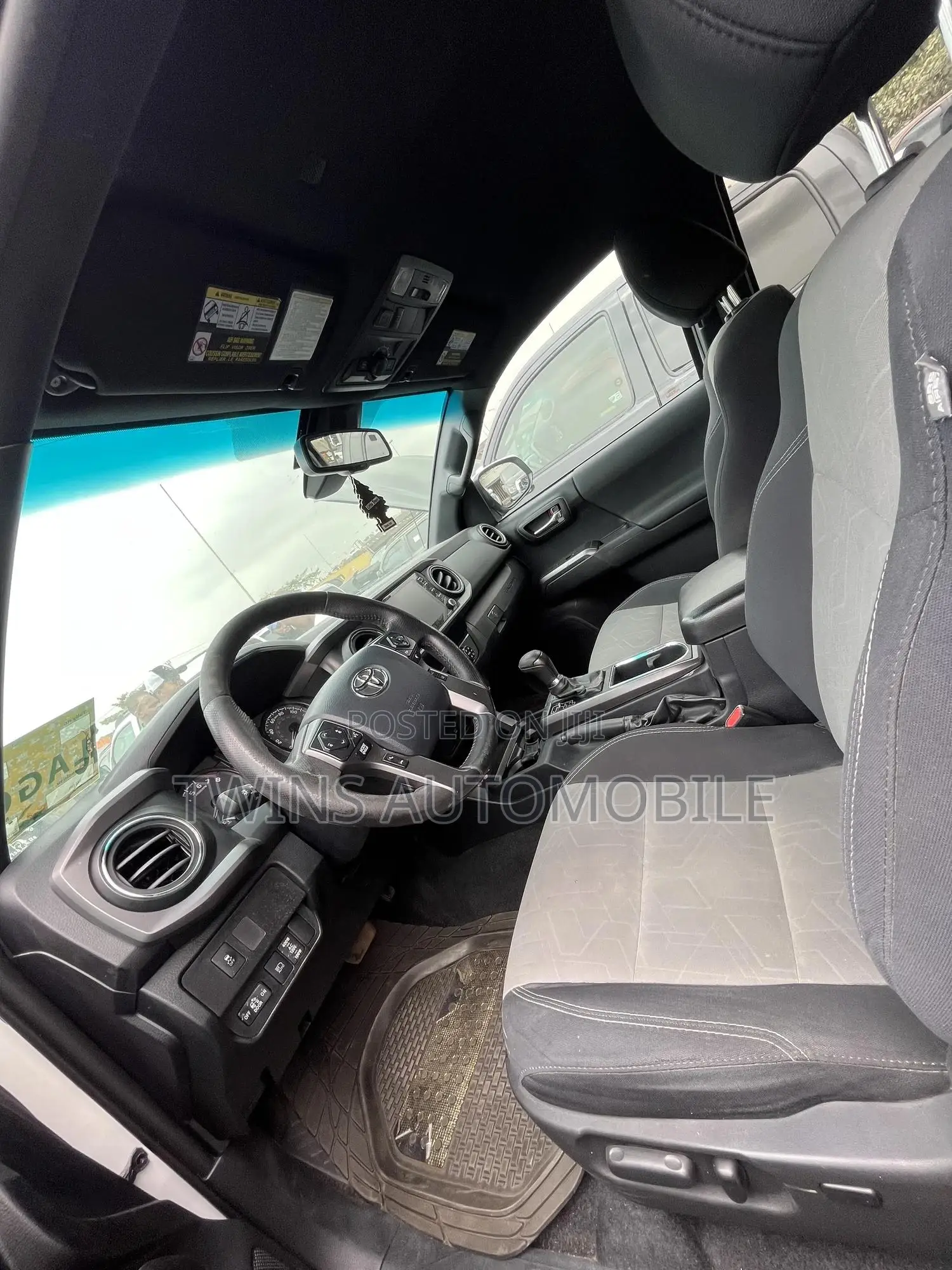 Toyota Tacoma 2020 White