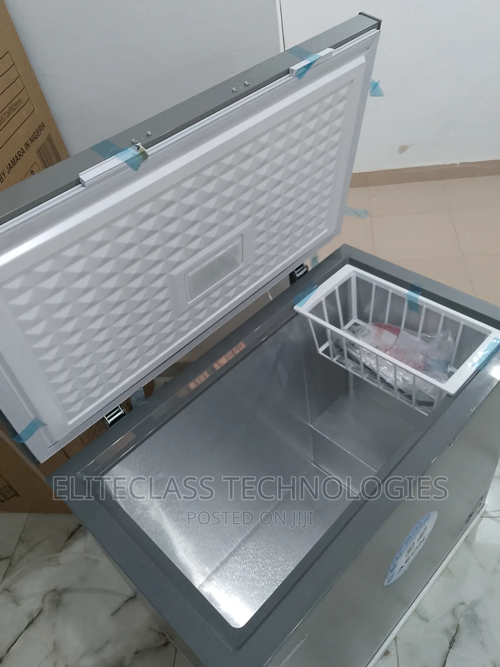 Aeon ACF200GK 202 Litre Large Capacity Chest Freezer R600a