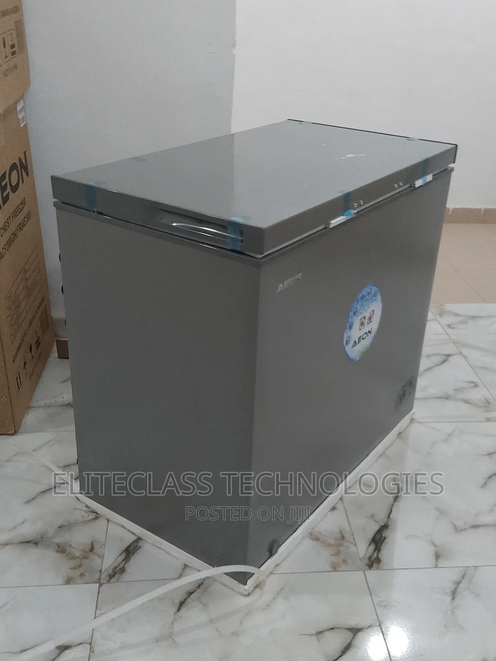 Aeon ACF200GK 202 Litre Compact Chest Freezer R600a
