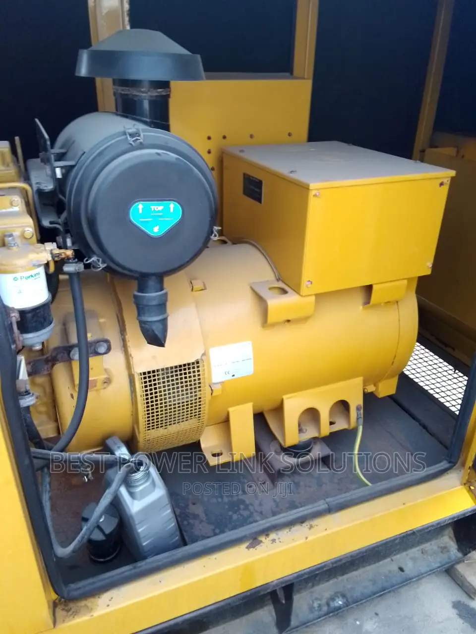 165kva UK Perkins Generator Soundproof