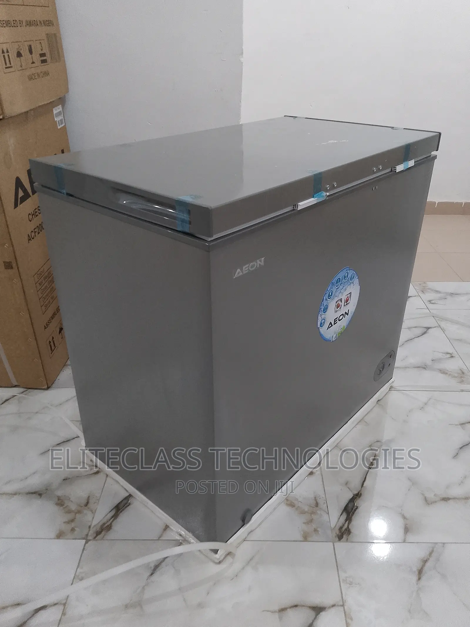 Aeon (Safety Lock) ACF200GK 202 Litre Chest Freezer R600a