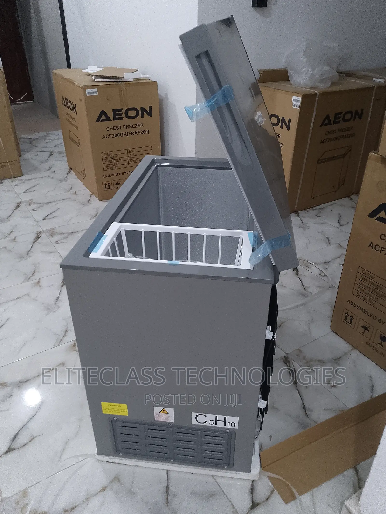 Best Aeon ACF200GK 202 Litre Chest Freezer R600a-Grey Colour