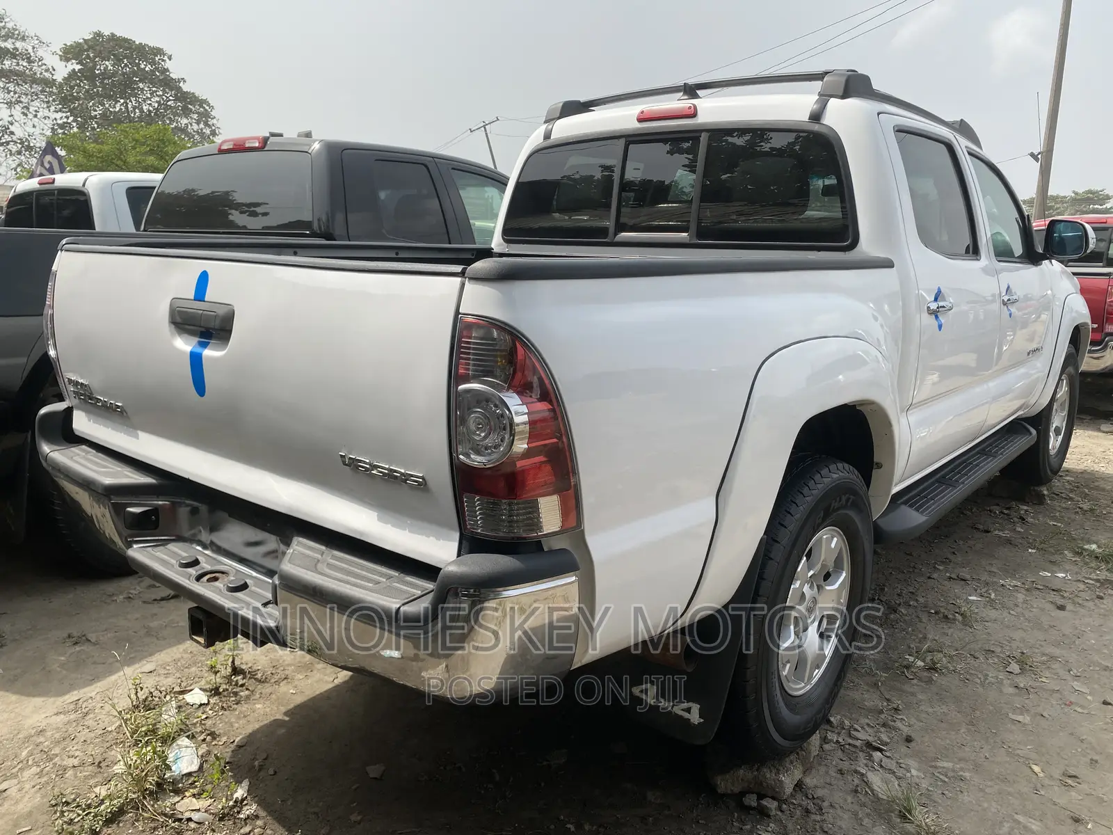 Toyota Tacoma 2014 White