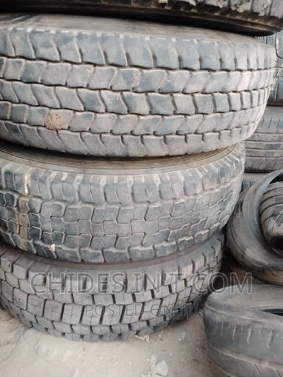 215/75/17,5 Tukumbor Tire