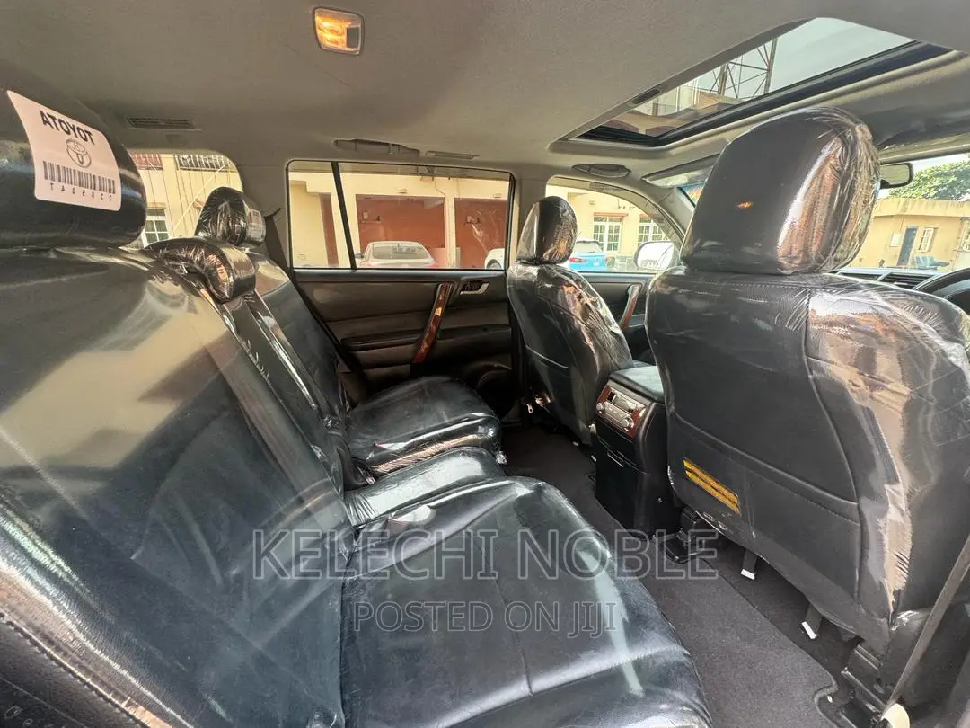 Toyota Highlander Limited 2012 White