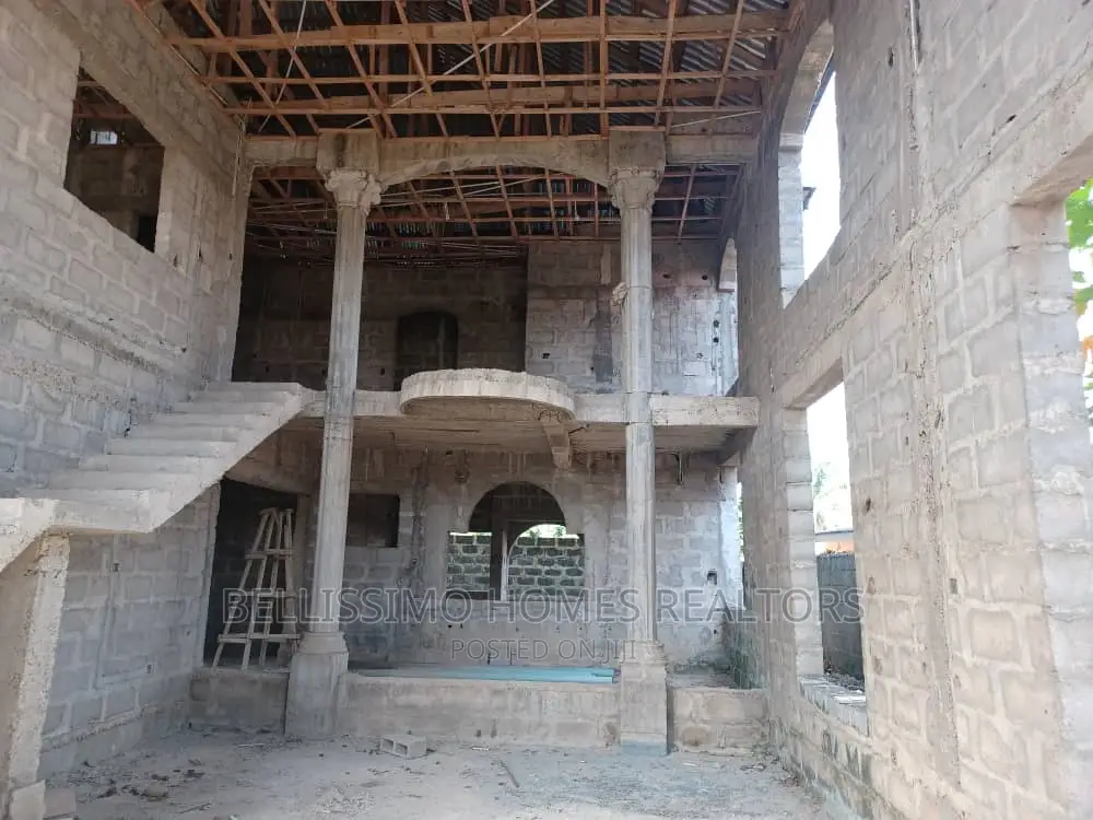 6bdrm Duplex in Ibereko, Badagry for sale
