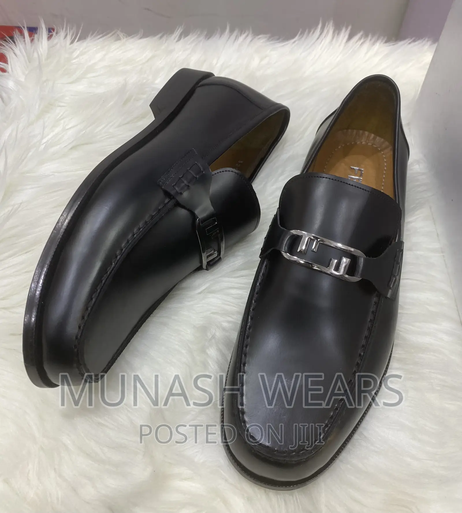 Original Italian Fendi Shoe