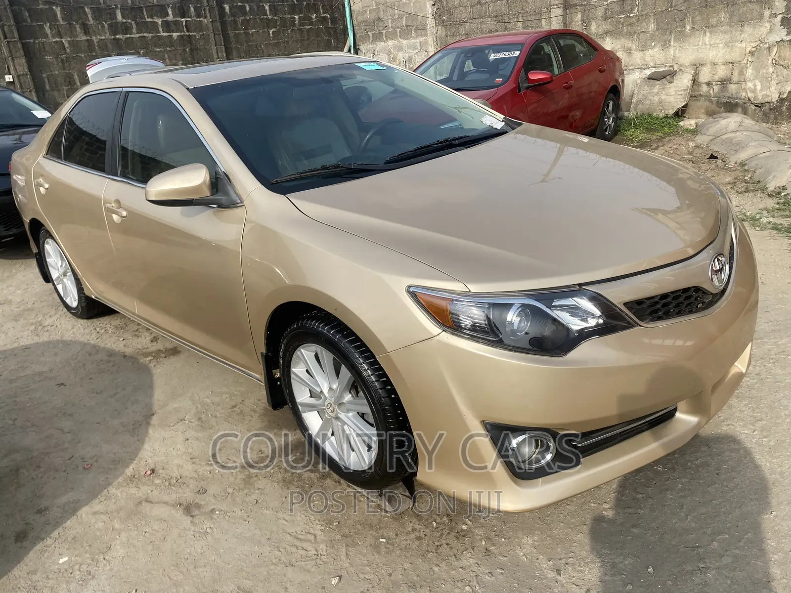 Toyota Camry 2012 Gold