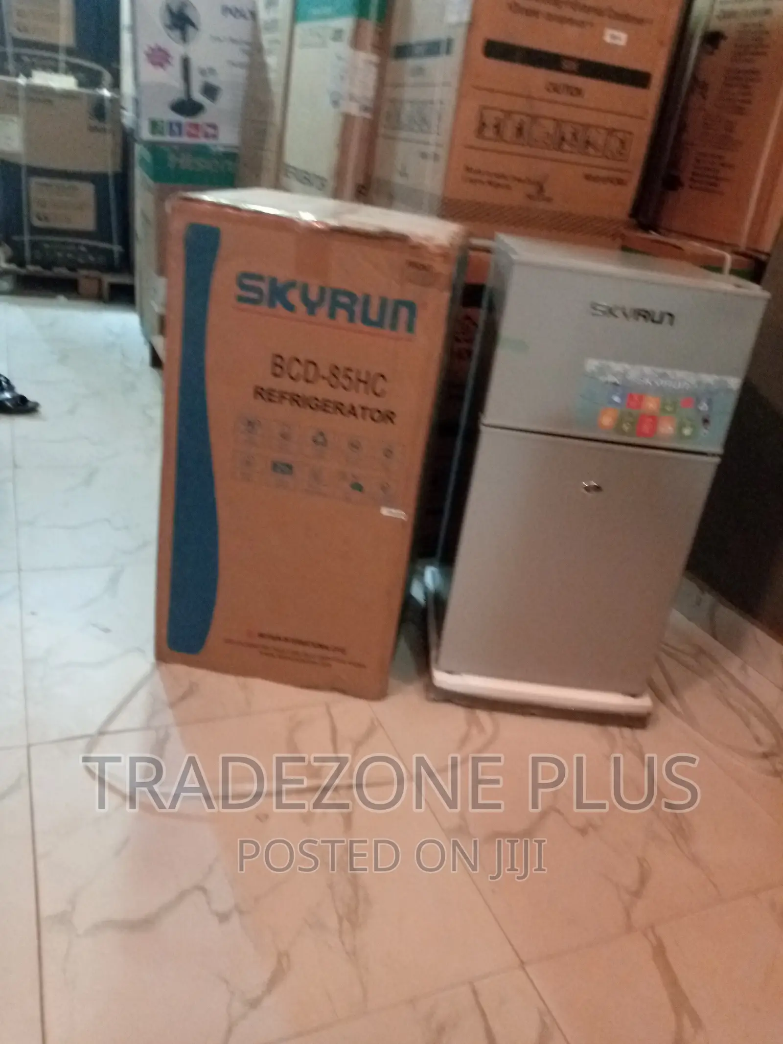 Skyrun BCD-85HC Double Door Anti-Rust Refrigerator 70litre