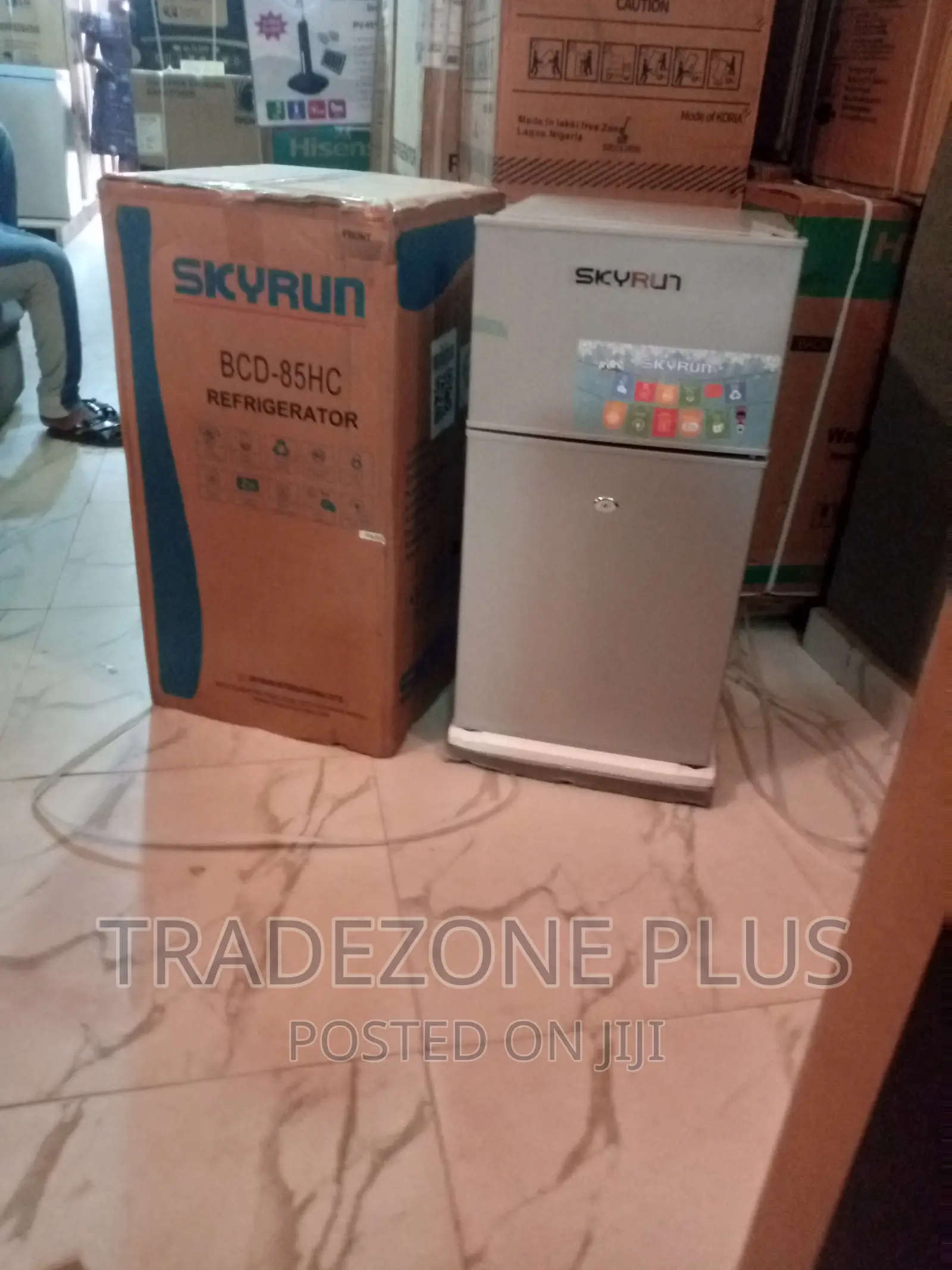 Skyrun 70litre Refrigrator Double Door Anti-Rust BCD-85HC