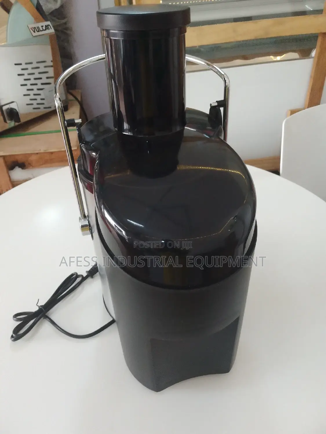 Scarlet Juicer