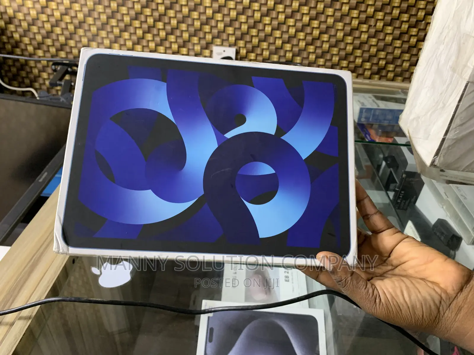 Apple iPad Air (2022) 64 GB Blue